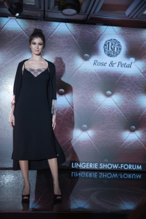 Collection-Premiere-Moscow-Mode-Lingerie-Swim-Moscow-Lingerie-Show-Forum-2019-88