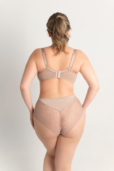 RosePetal-Lingerie-SS2026-REVEUR-15