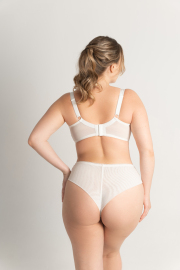 RosePetal-Lingerie-SS2026-REVEUR-9